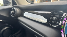 MINI Hatchback 1.5 Cooper Classic 3dr Auto Petrol Hatchback